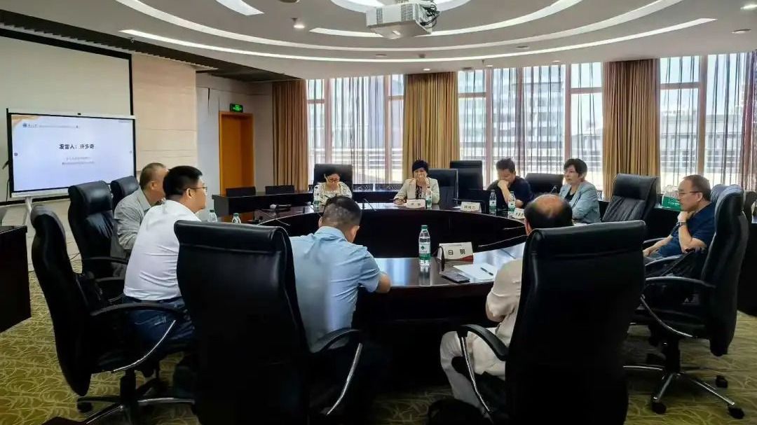 自拍偷拍
“跨学科视野下的稳定币问题”圆桌会成功举办，研讨数字金融前沿动态